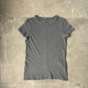 Banana republic tee shirt